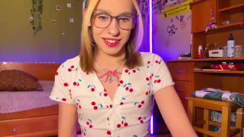 Anya online show from March 3, 2026, 4:13 pm