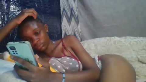 Snapshot of miss_belllo chatting on February 14, 2025, 3:05 pm miss_belllo online show from February 14, 2025, 3:05 pm