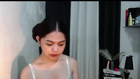 Briella online show from March 29, 2026, 12:54 am