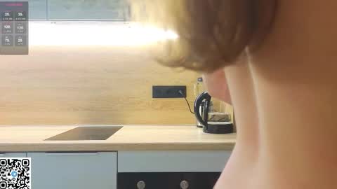 Snapshot of miss_bubbles chatting on October 14, 2025, 12:33 am Sandy online show from October 14, 2025, 12:33 am