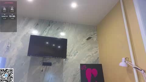 Sandy online show from October 31, 2025, 11:28 pm