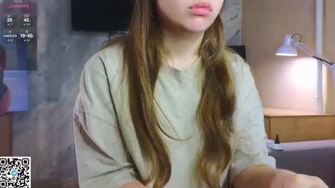 Snapshot of miss_bubbles chatting on November 4, 2025, 12:32 am Sandy online show from November 4, 2025, 12:32 am