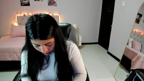 Cataleya online show from May 25, 2026, 12:33 pm