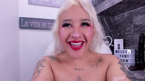 Danika online show from January 25, 2025, 11:02 am