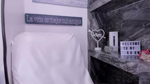 Danika online show from September 23, 2025, 11:02 am