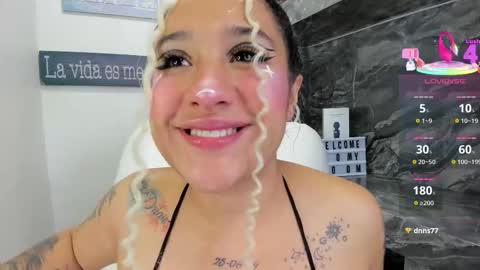 Danika online show from October 16, 2025, 11:11 am