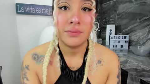 Danika online show from October 18, 2025, 11:00 am