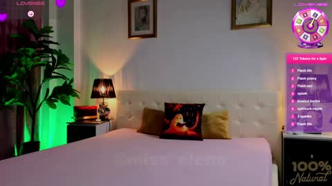 Snapshot of miss_elena chatting on October 31, 2025, 7:48 pm Elena online show from October 31, 2025, 7:48 pm