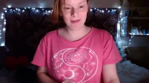 Snapshot of miss_elistia_ chatting on December 17, 2024, 6:20 pm Elis online show from December 17, 2024, 6:20 pm