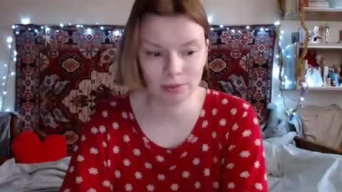 Snapshot of miss_elistia_ chatting on December 24, 2024, 12:44 pm Elis online show from December 24, 2024, 12:44 pm