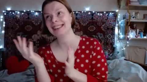Snapshot of miss_elistia_ chatting on December 26, 2024, 10:05 am Elis online show from December 26, 2024, 10:05 am