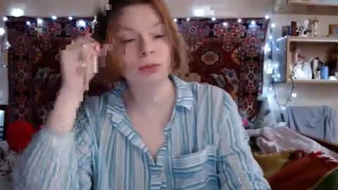 Snapshot of miss_elistia_ chatting on February 14, 2025, 12:14 pm Elis online show from February 14, 2025, 12:14 pm