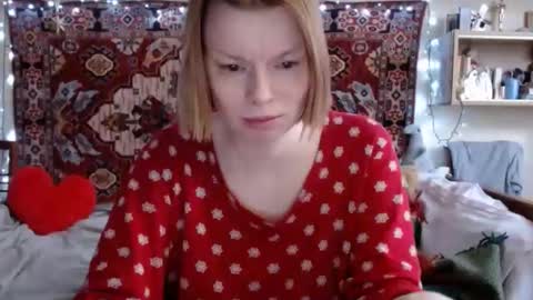 Snapshot of miss_elistia_ chatting on February 18, 2025, 12:06 pm Elis online show from February 18, 2025, 12:06 pm