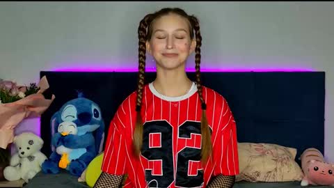 Emily online show from October 21, 2025, 5:13 pm