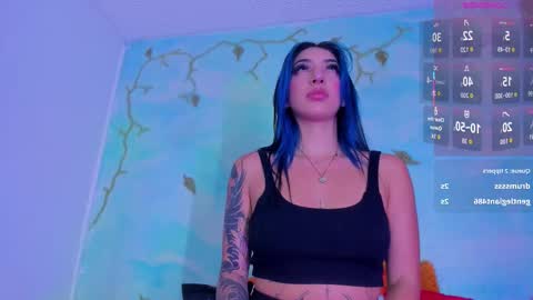 miss_evans_ online show from November 29, 2025, 7:22 am