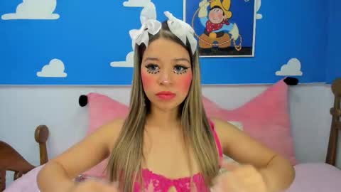 Evoleth online show from October 17, 2025, 11:02 am