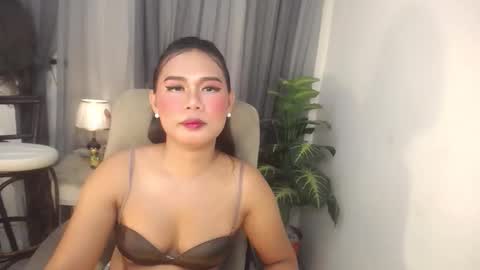 miss_fhakarat online show from October 10, 2025, 12:20 am