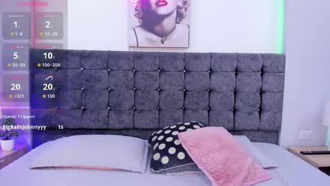 miss_horney online show from October 5, 2025, 7:56 pm