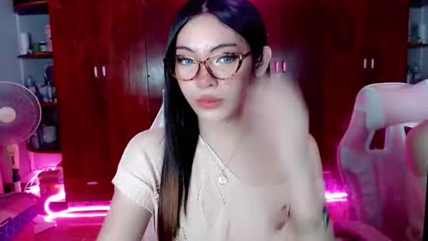 miss_hornydoll online show from October 29, 2025, 10:55 pm