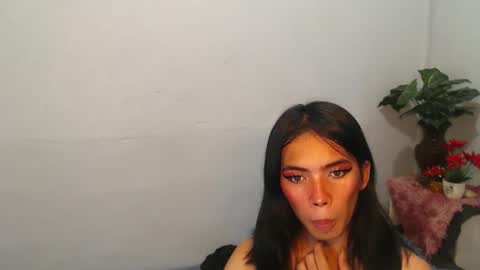 julie online show from April 16, 2026, 10:01 pm