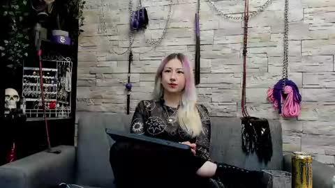Kaz online show from August 5, 2026, 12:57 am