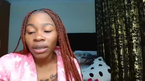 Snapshot of miss_kiarrafit chatting on February 6, 2025, 12:11 am Miss Kiarrafit online show from February 6, 2025, 12:11 am