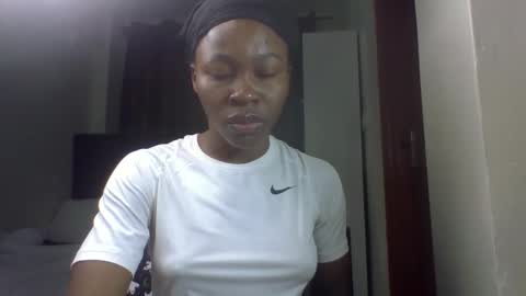 Snapshot of miss_kiarrafit chatting on November 5, 2025, 10:15 am Miss Kiarrafit online show from November 5, 2025, 10:15 am