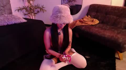 Snapshot of miss_koko_ chatting on October 30, 2025, 2:35 am Miss koko online show from October 30, 2025, 2:35 am