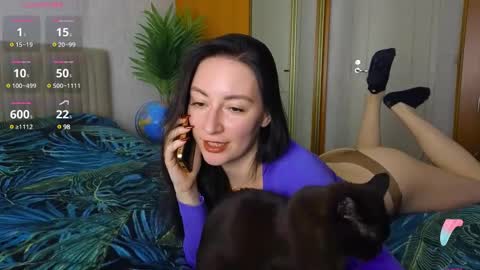 Snapshot of miss_leee chatting on December 13, 2024, 4:05 pm Laura online show from December 13, 2024, 4:05 pm
