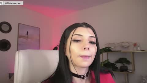 Snapshot of miss_meii chatting on November 10, 2025, 11:37 pm Alejandra online show from November 10, 2025, 11:37 pm