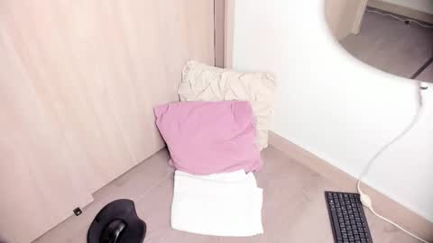 Alejandra  online show from January 16, 2026, 12:58 am