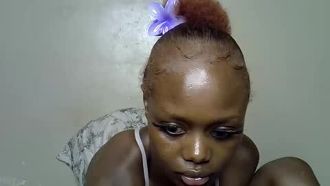 miss_pretty1 online show from January 10, 2026, 7:04 pm