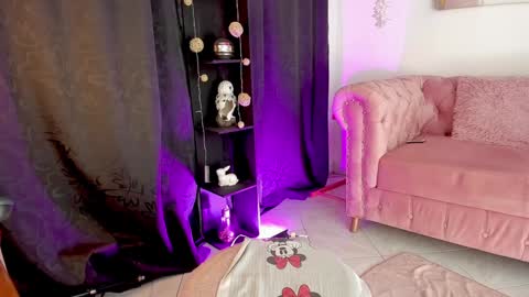 Snapshot of miss_selene chatting on January 8, 2025, 2:35 am intagram miss selene59 online show from January 8, 2025, 2:35 am