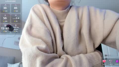 Snapshot of miss_shine_ chatting on December 9, 2024, 4:45 am Miss shine online show from December 9, 2024, 4:45 am