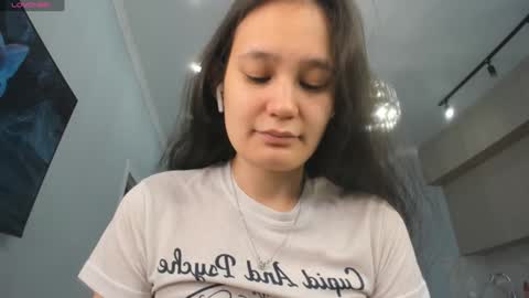 Snapshot of miss_shine_ chatting on January 31, 2025, 4:14 am Miss shine online show from January 31, 2025, 4:14 am
