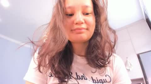 Snapshot of miss_shine_ chatting on February 21, 2025, 5:02 am Miss shine online show from February 21, 2025, 5:02 am