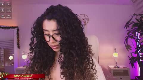 Amy Olivera online show from December 4, 2025, 12:58 pm