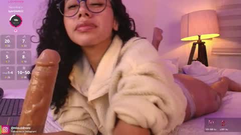 Amy Olivera online show from May 29, 2026, 12:58 pm