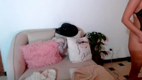 Sophie online show from April 11, 2026, 2:16 am