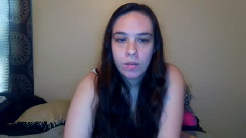 Bella online show from May 27, 2026, 4:04 pm