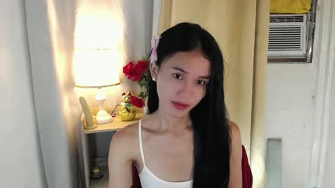 Snapshot of miss_sunshinex chatting on March 4, 2025, 1:01 am Shine online show from March 4, 2025, 1:01 am