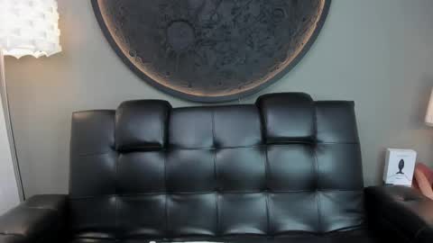 Vaiolette online show from February 27, 2025, 11:10 am