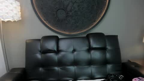 Vaiolette online show from March 10, 2025, 11:10 am