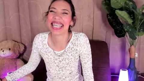 Miss Veronica online show from March 19, 2026, 1:15 pm