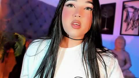 miss_zz online show from April 20, 2026, 6:53 pm