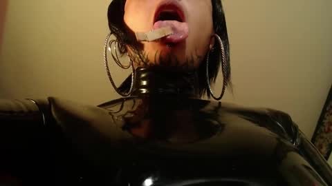 Anarkitten  online show from February 26, 2025, 4:47 am