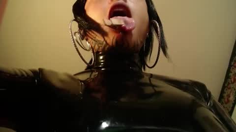 Anarkitten  online show from January 14, 2026, 9:42 pm