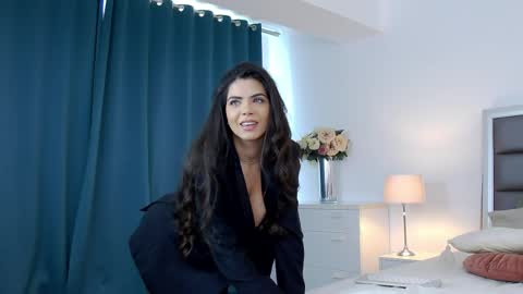        n g e l i n a        online show from April 11, 2026, 1:15 pm