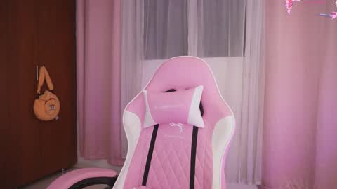 Snapshot of missara_ chatting on December 16, 2025, 2:16 am missara_ online show from December 16, 2025, 2:16 am