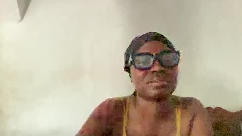 Missbelle online show from May 14, 2026, 8:21 am